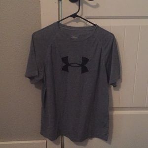 Under Armour t-shirt